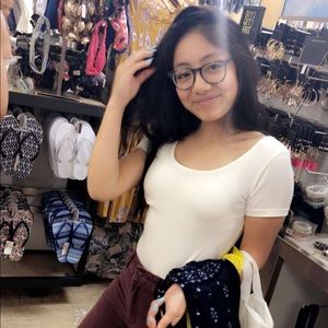 Meet your Posher, Victoria